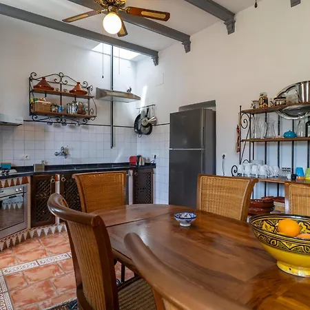 4 Bedroom Nice In